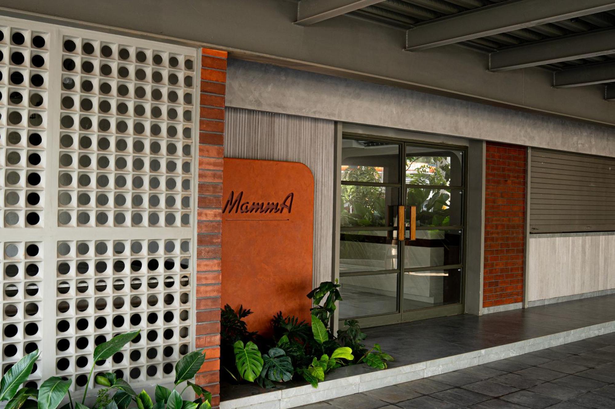 Hotel Benhur Kochi Ngoại thất bức ảnh